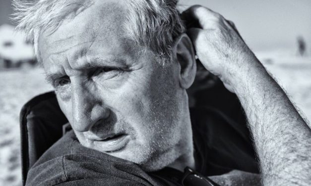 Ayın karanlık yüzü artık öksüz